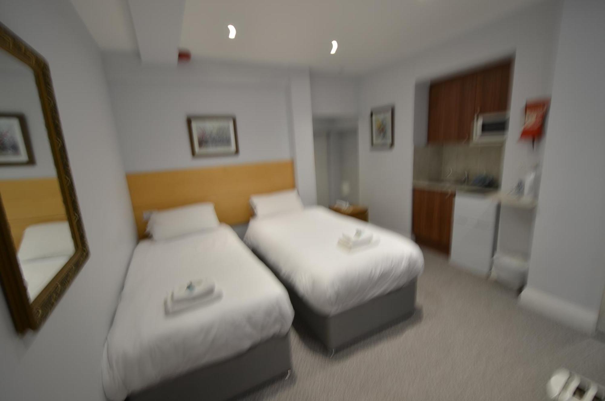 Amber Residence Hotel-Suites Londen Buitenkant foto